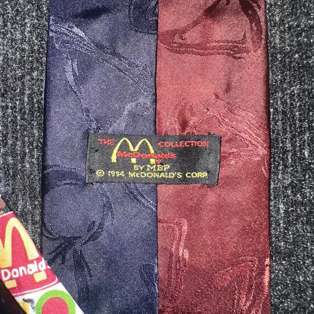 Vintage 1994 McDonald's Pop City Novelty Necktie MBP Burger Fries World Cities